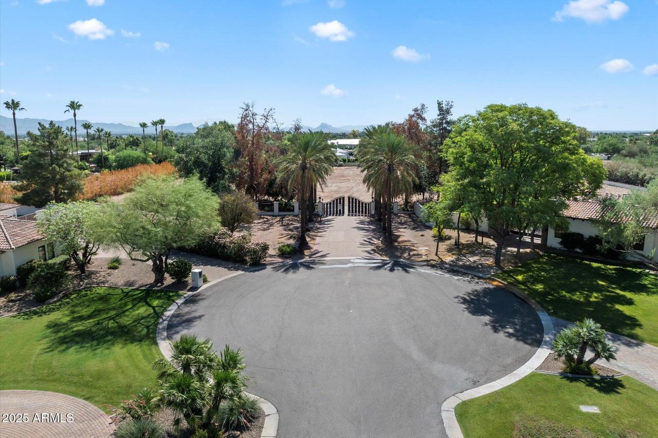 6480 E Arroyo Verde Dr. #1, Paradise Valley, AZ 85253