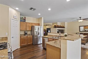 3341 E Canary Way, Chandler, AZ 85286