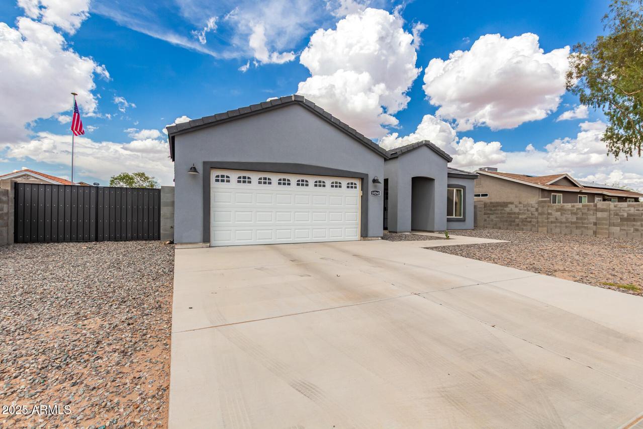 10260 W Concordia Dr., Arizona City, AZ 85123