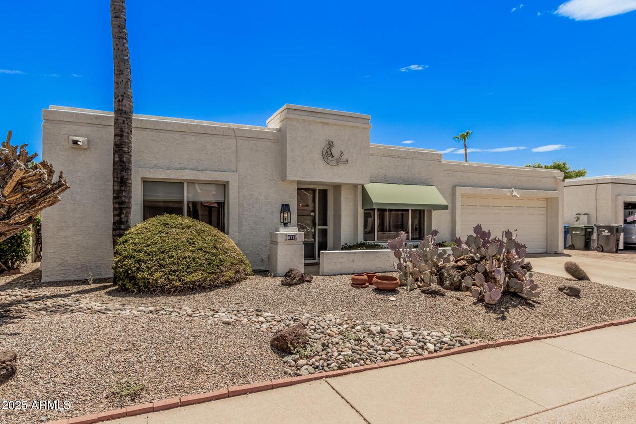 831 E Villa Rita Dr., Phoenix, AZ 85022
