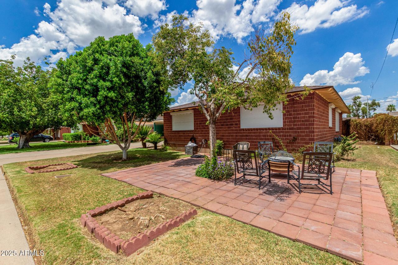 3514 W Tuckey Ln., Phoenix, AZ 85019