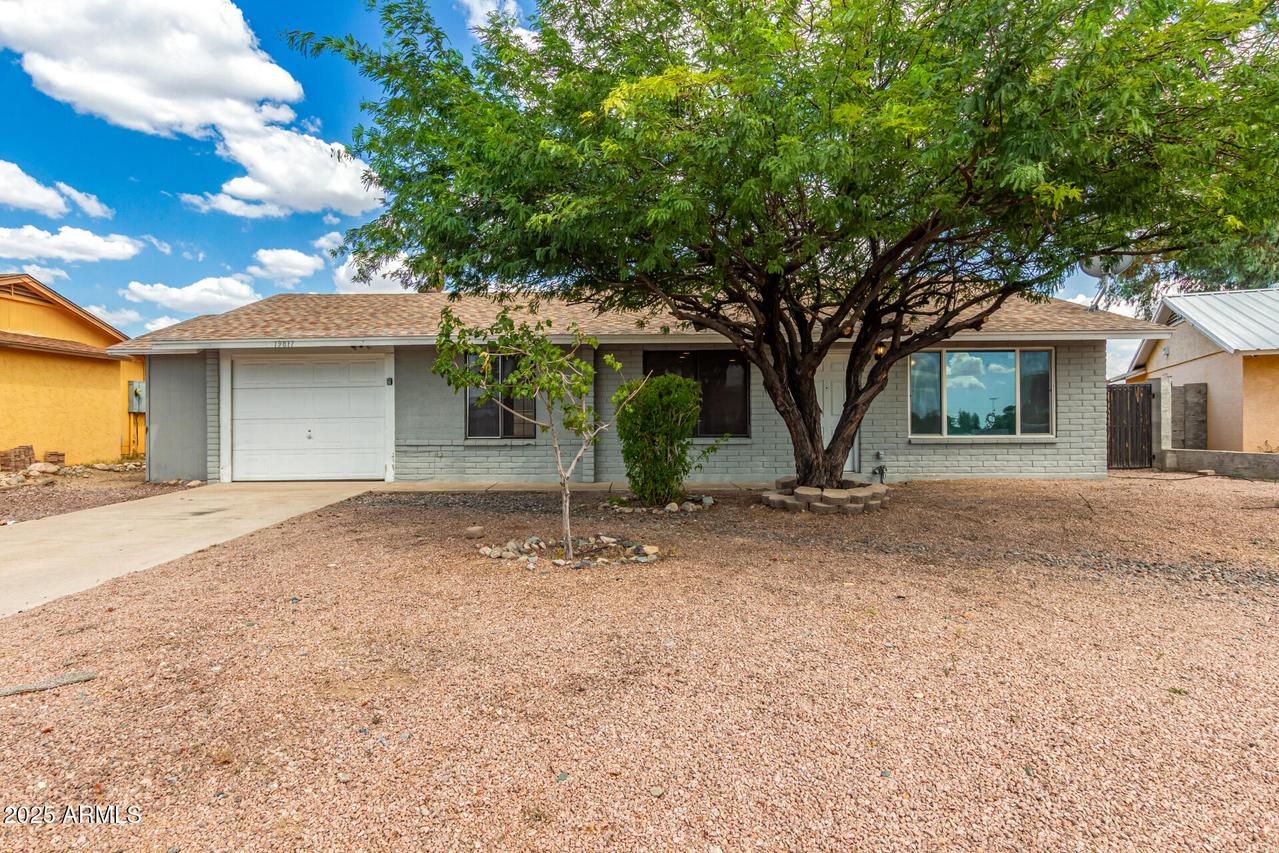 19817 N 17th Ln., Phoenix, AZ 85027