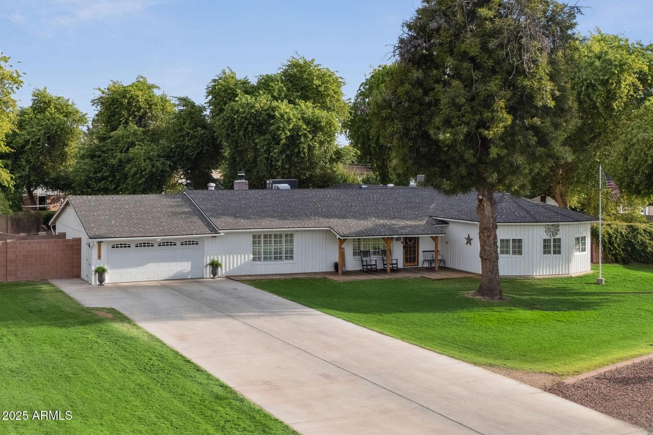 7119 W Banff Ln., Peoria, AZ 85381