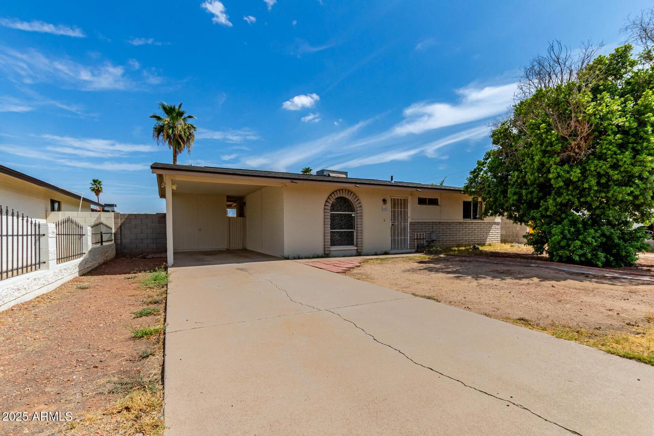 4748 E Saint Anne Ave., Phoenix, AZ 85042