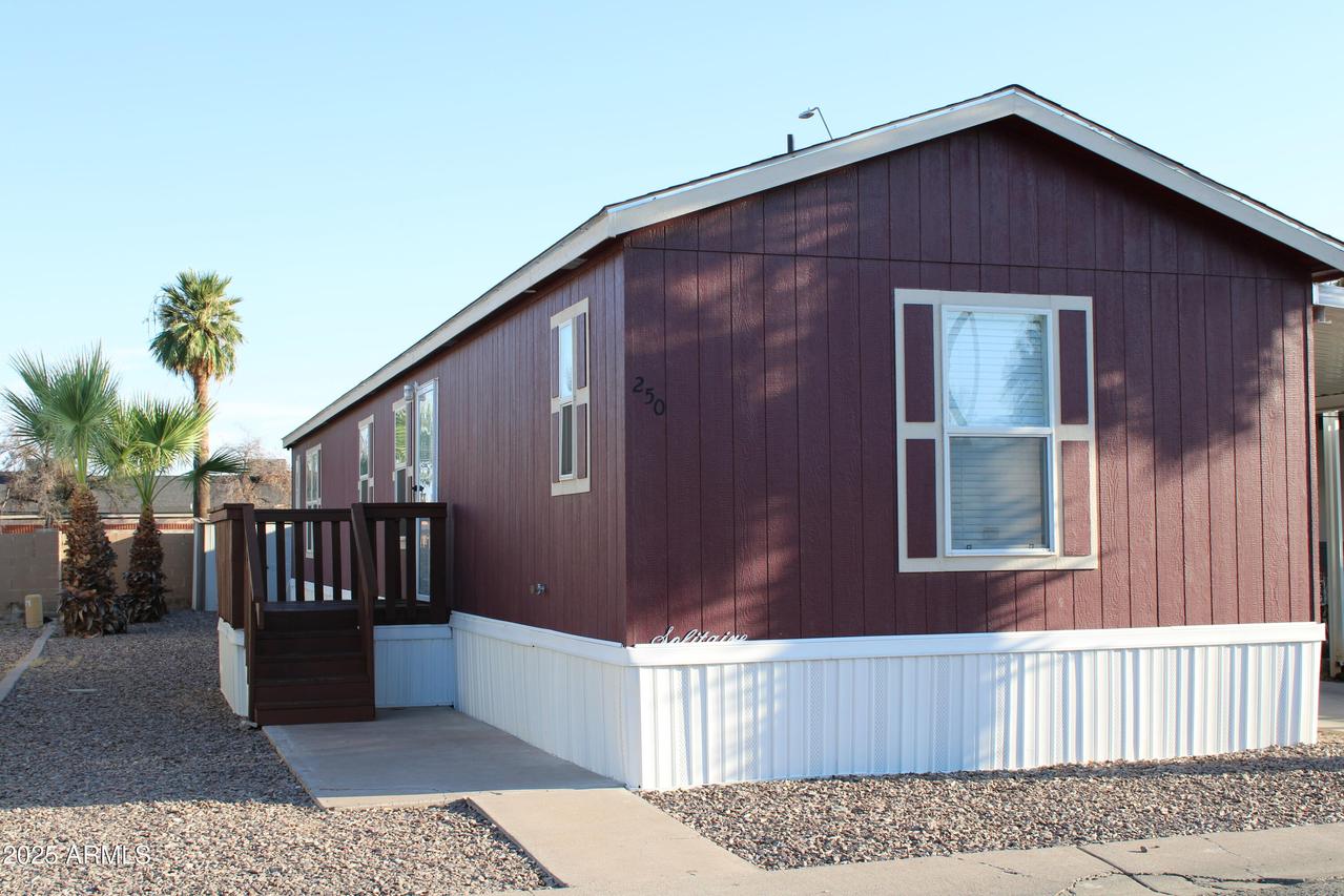 2060 N Center St. #250, Mesa, AZ 85201