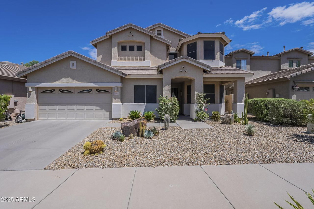2412 W Eagle Feather Rd., Phoenix, AZ 85085