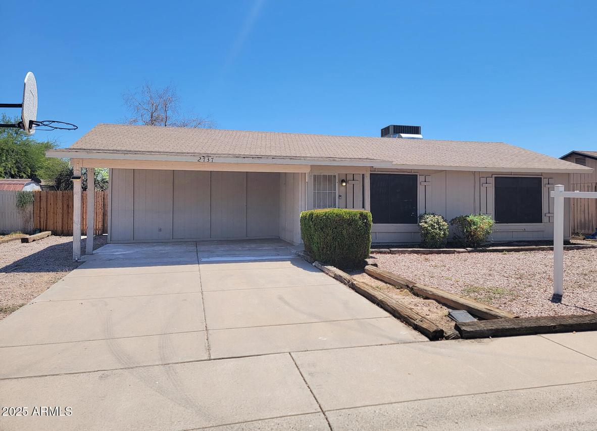 2737 E Bluefield Ave., Phoenix, AZ 85032