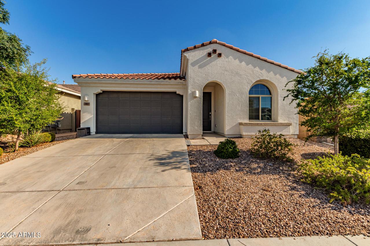 487 W Rainbow Bridge Ln., San Tan Valley, AZ 85140