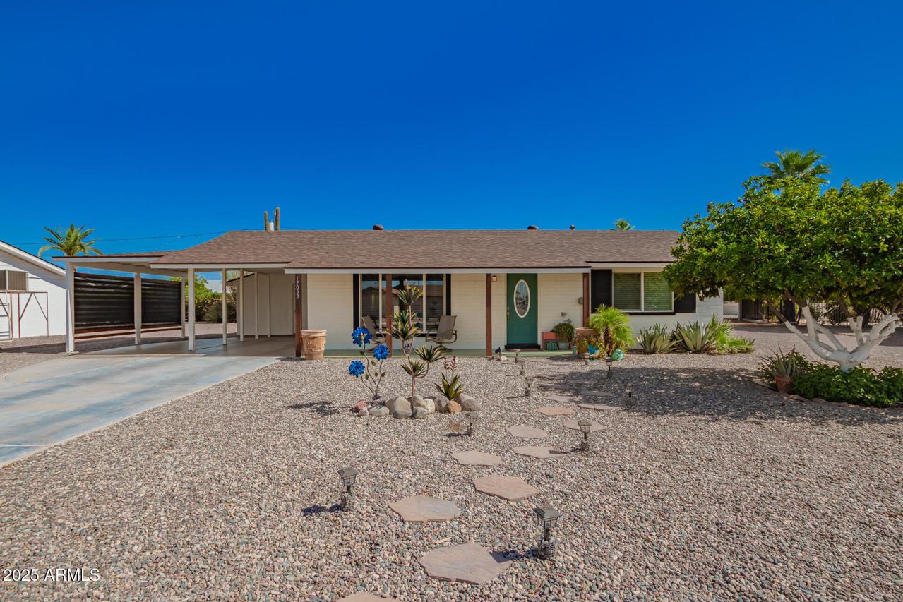 12053 N Saint Annes Dr., Sun City, AZ 85351
