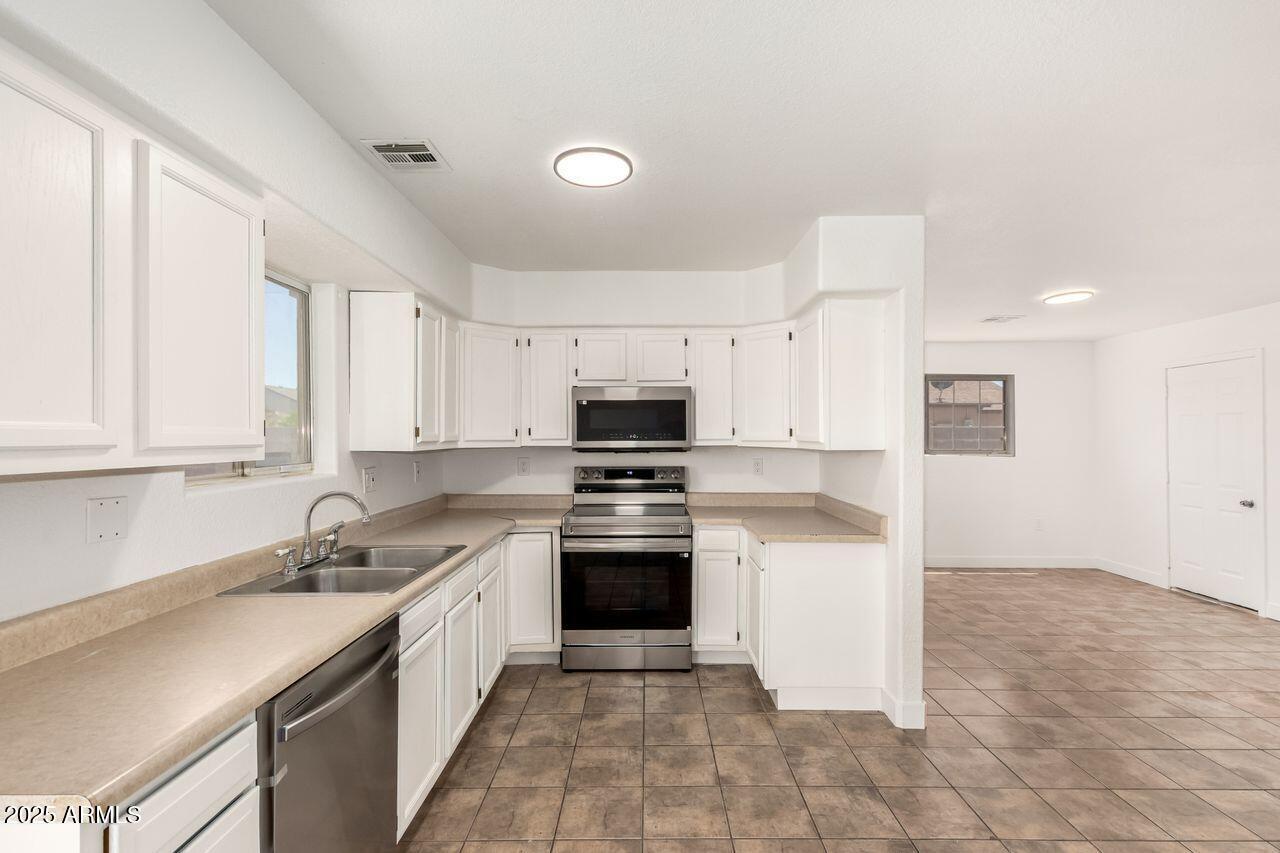 14309 S Amado Blvd., Arizona City, AZ 85123