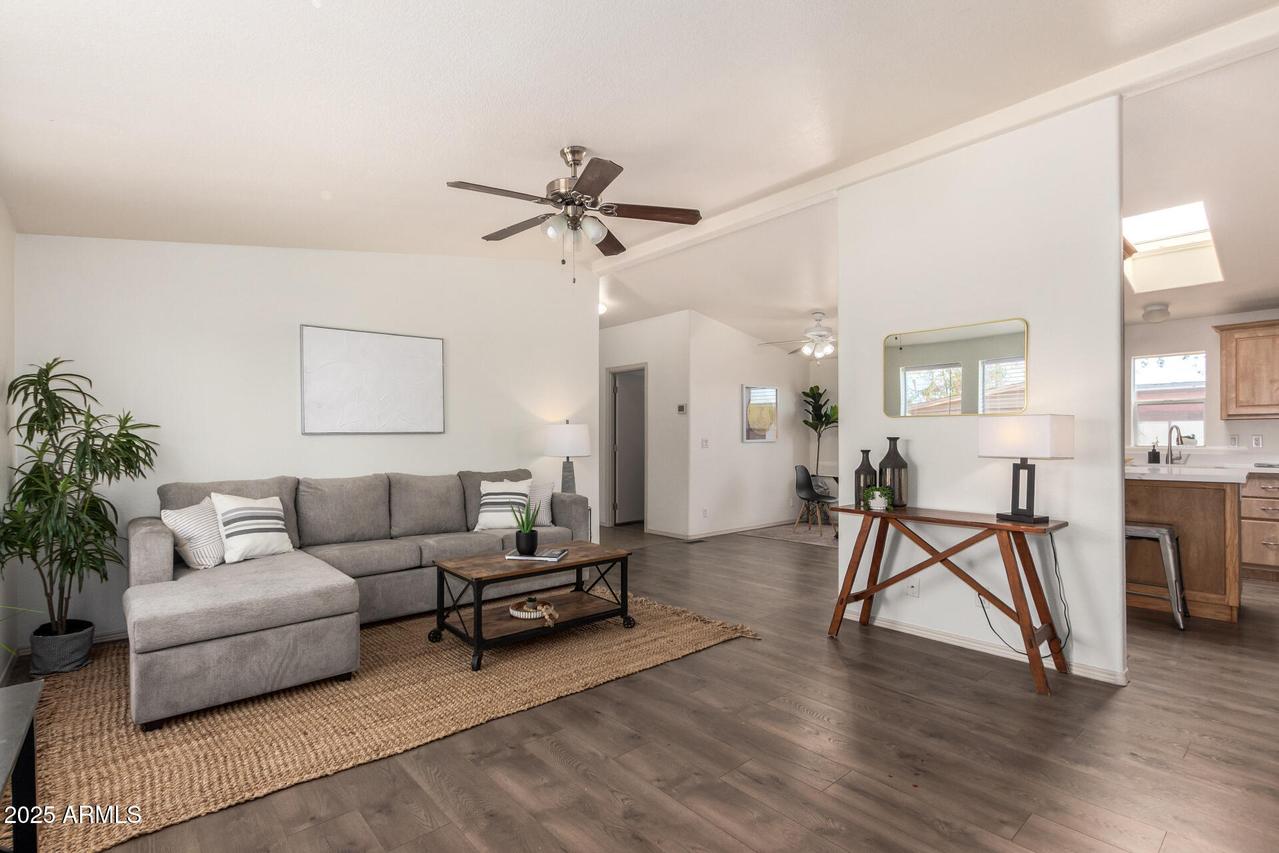 507 S 99th St., Mesa, AZ 85208