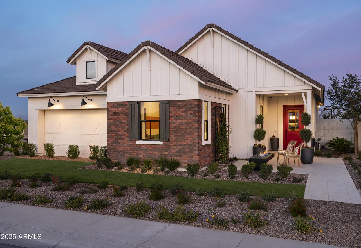 35353 N Cryolite St., San Tan Valley, AZ 85144