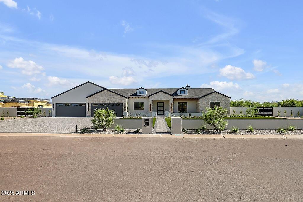 8521 E Desert Cove Ave., Scottsdale, AZ 85260