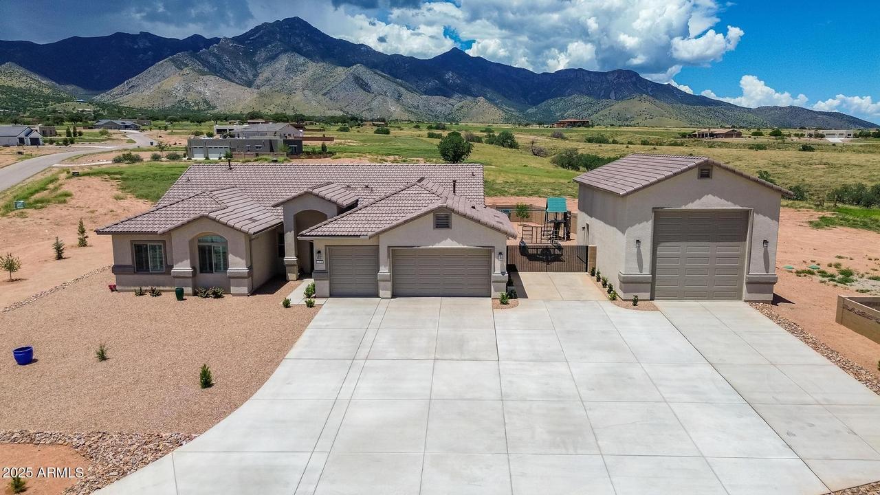 6321 E Red Oak Cir., Hereford, AZ 85615