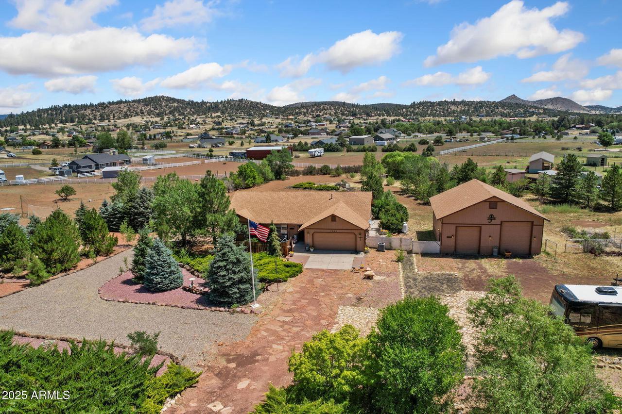 7965 Hollow Ridge Rd., Flagstaff, AZ 86004
