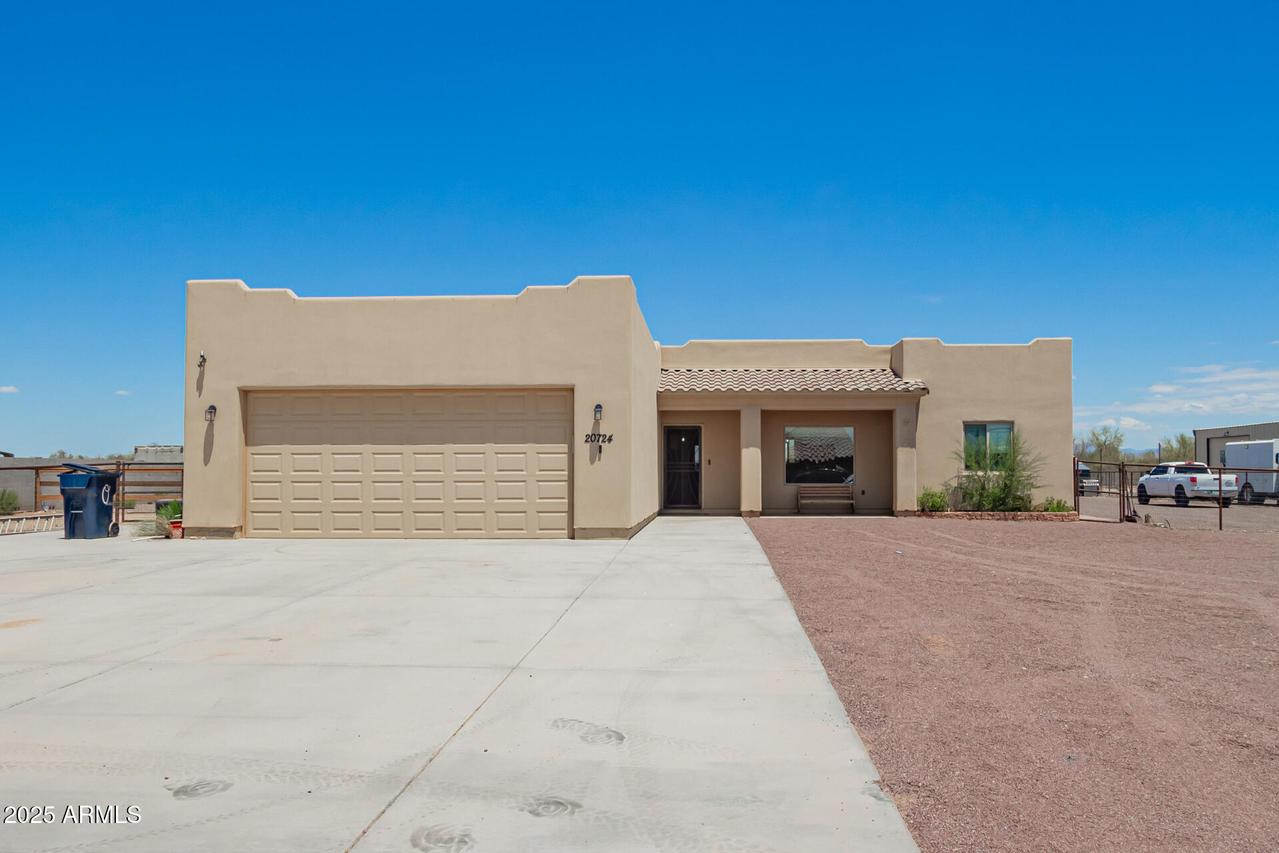 20724 W Saguaro Vista Dr., Wittmann, AZ 85361