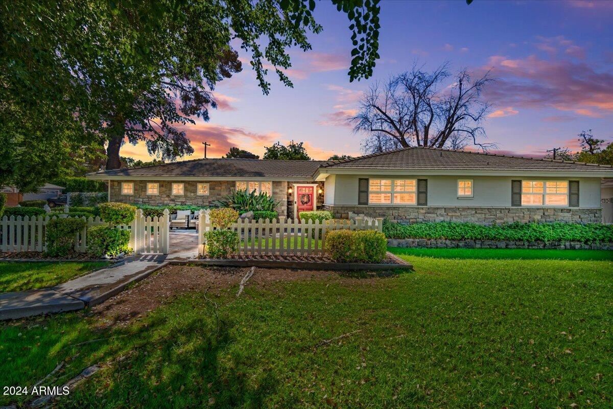 3841 E Elm St., Phoenix, AZ 85018