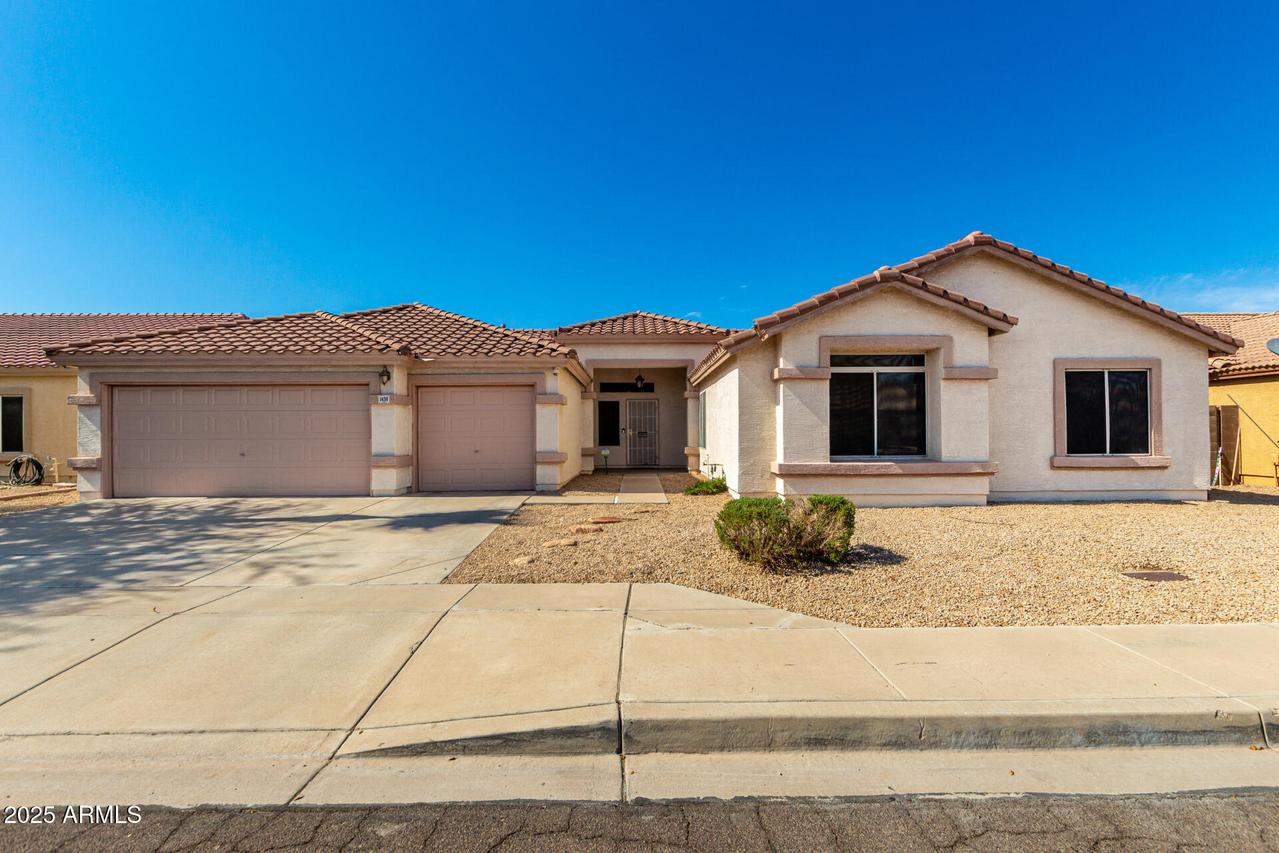 1438 E Darrel Rd., Phoenix, AZ 85042