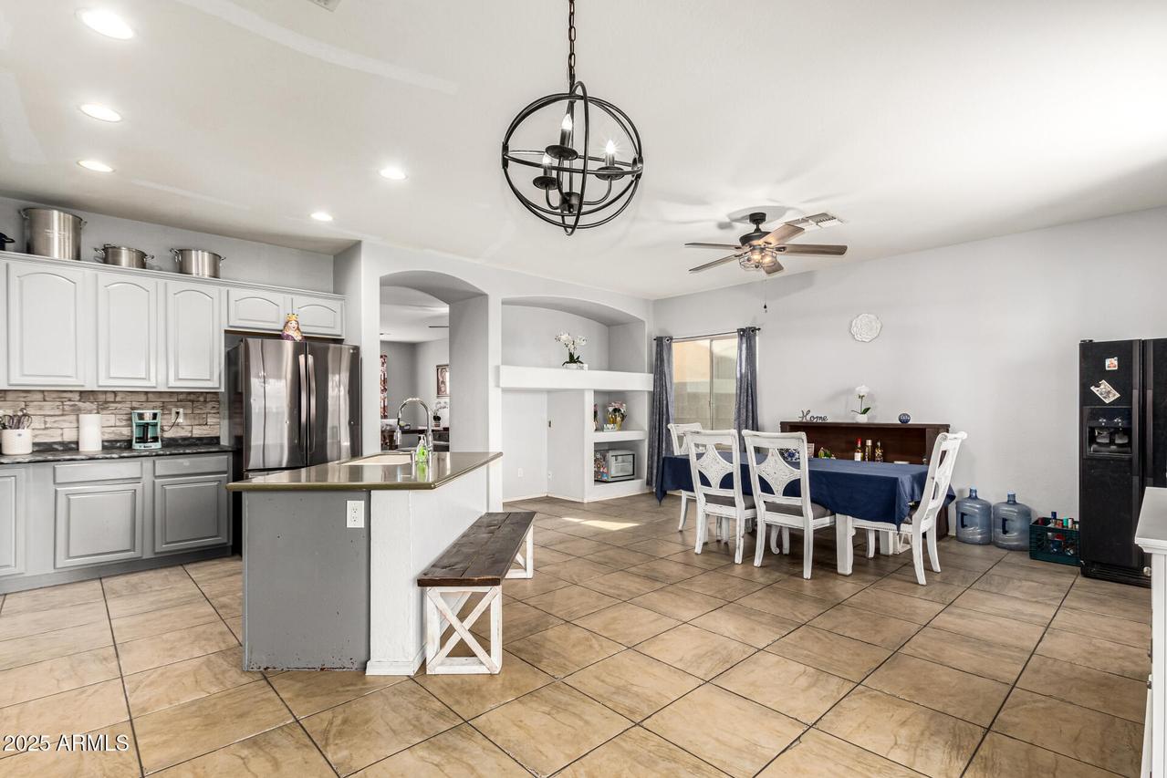7037 W Sophie Ln., Laveen, AZ 85339