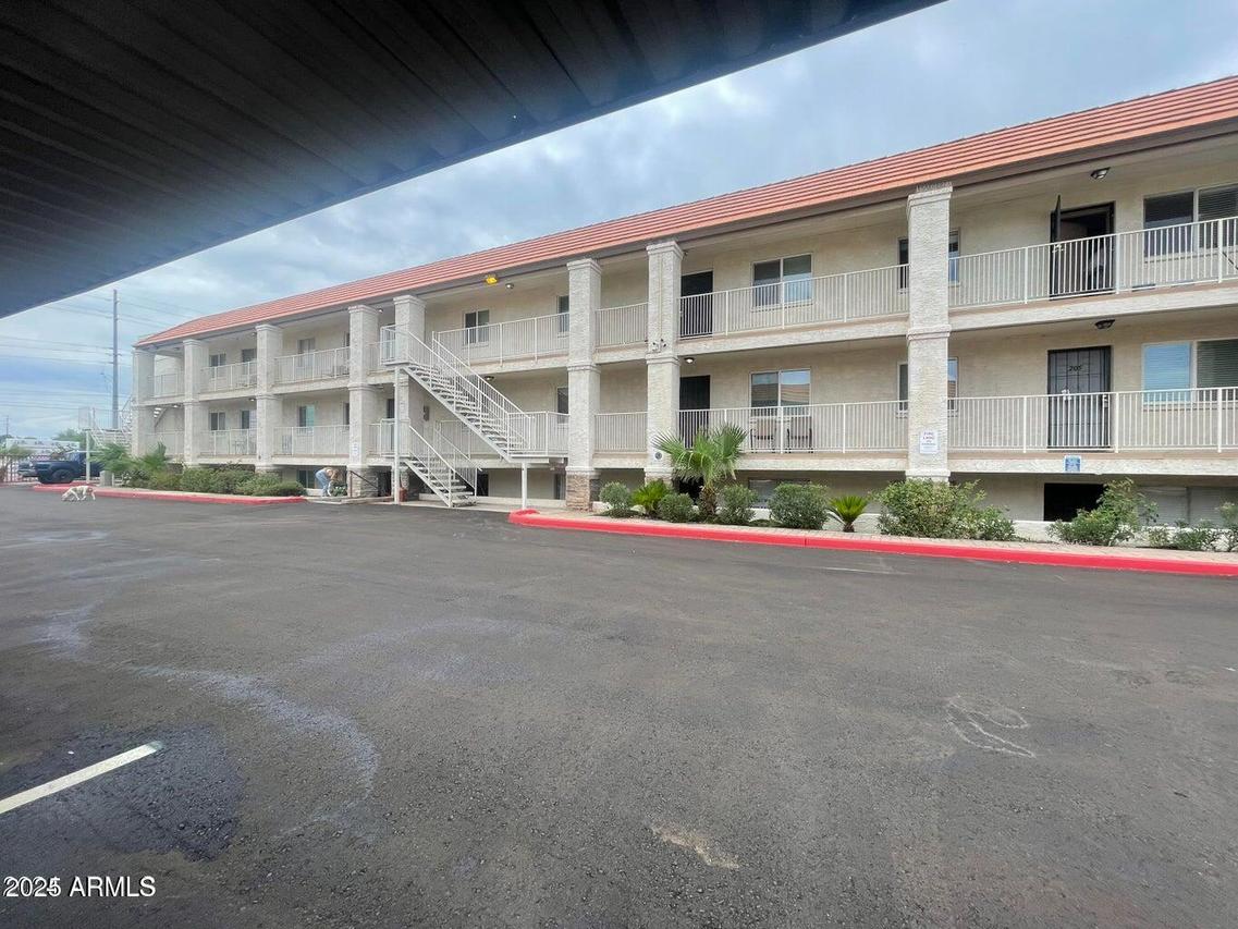 21622 N 23rd Ave. #B102, Phoenix, AZ 85027