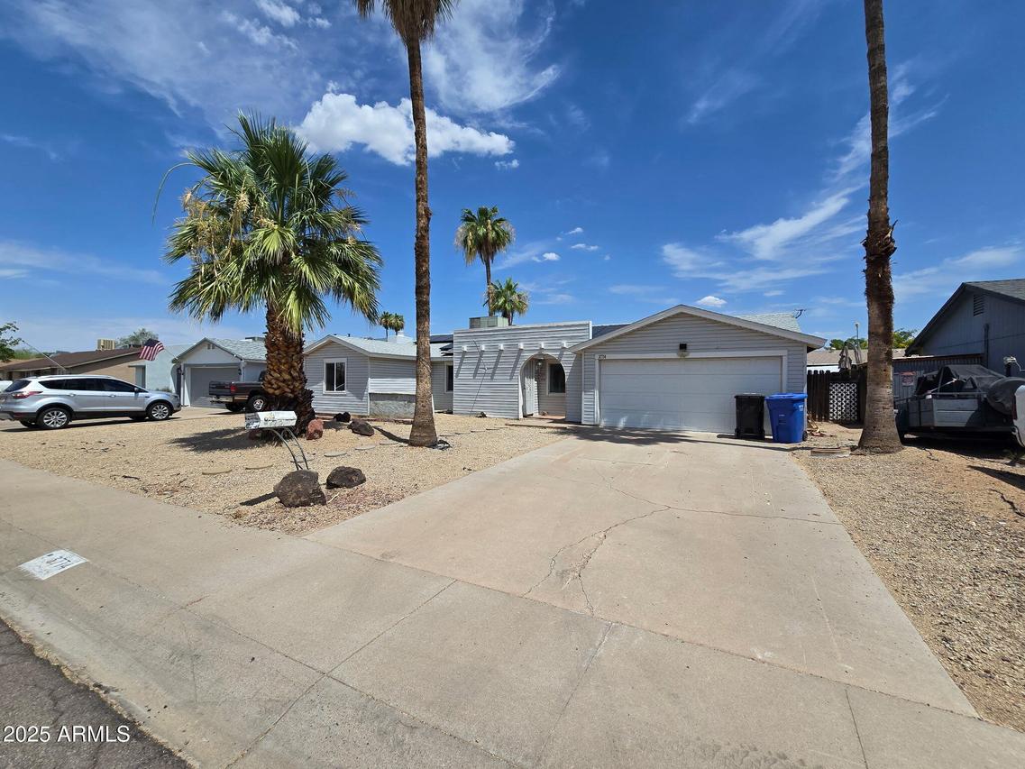 3774 E Evans Dr., Phoenix, AZ 85032