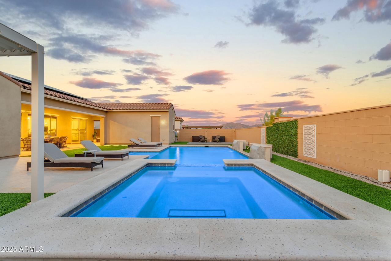 18289 W Sapium Way, Goodyear, AZ 85338