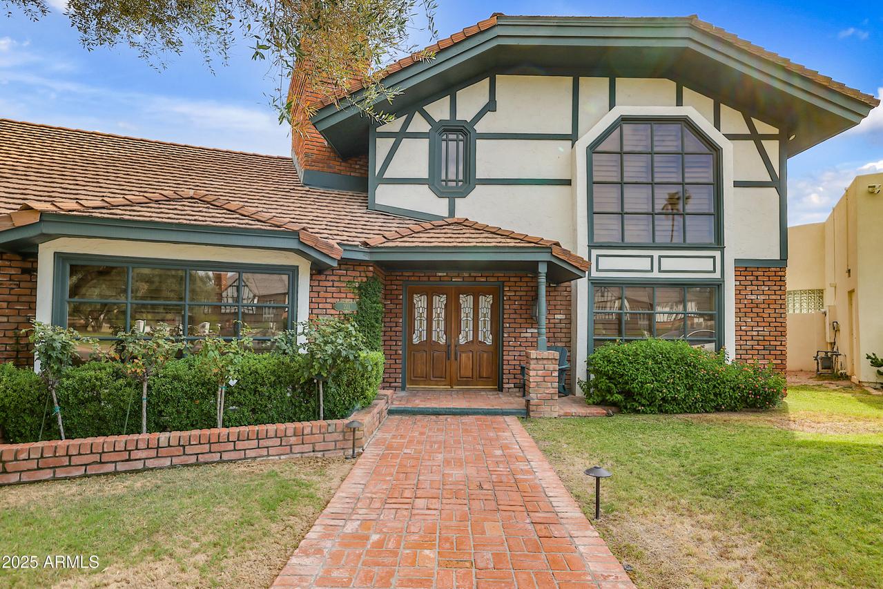 211 W Kaler Dr., Phoenix, AZ 85021