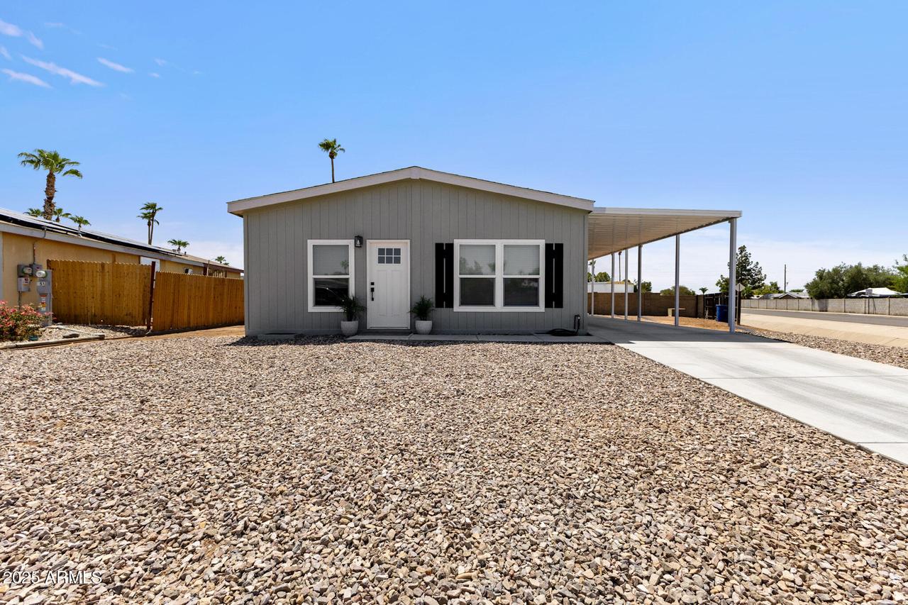 355 S 58th St., Mesa, AZ 85206