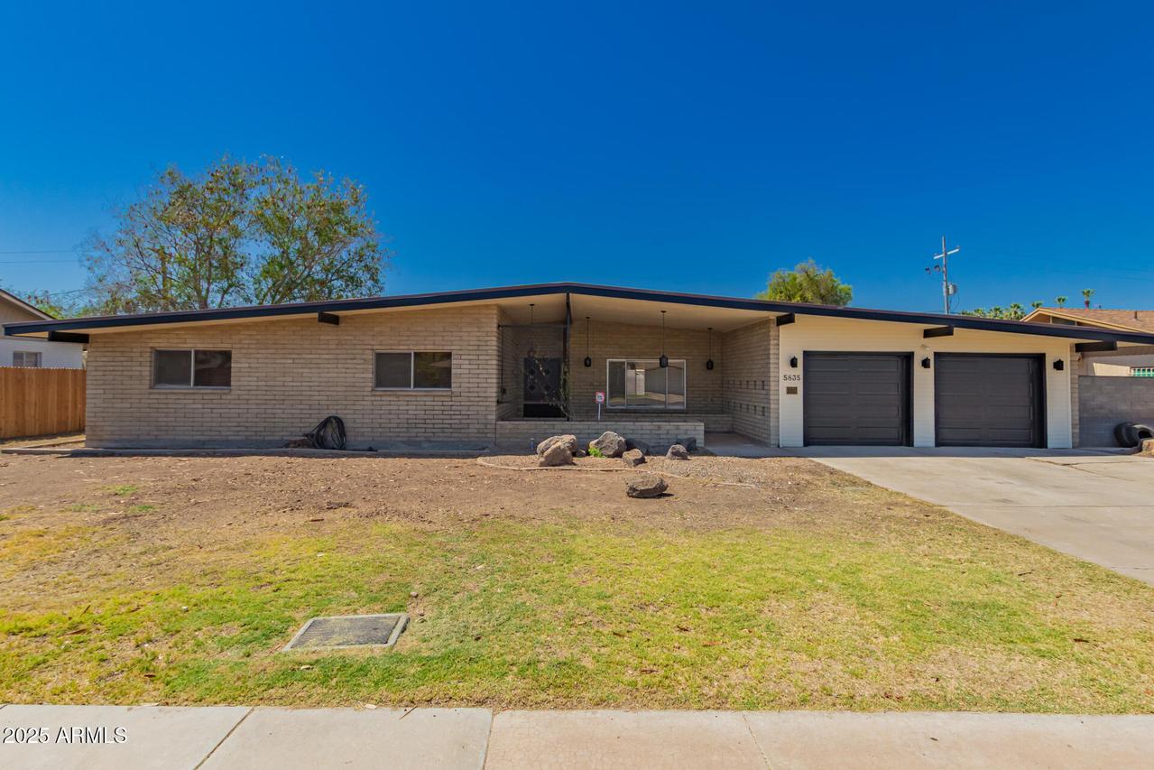 5835 W Belmont Ave., Glendale, AZ 85301
