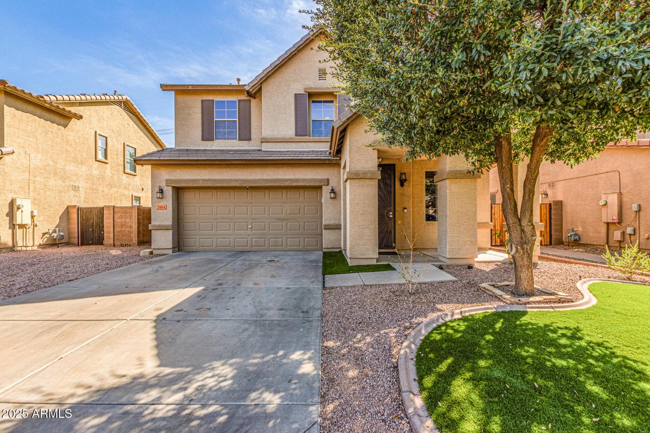 7904 S 74th Ave., Laveen, AZ 85339