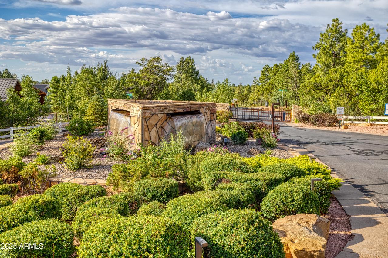 1630 W Snow Creek Loop, Show Low, AZ 85901