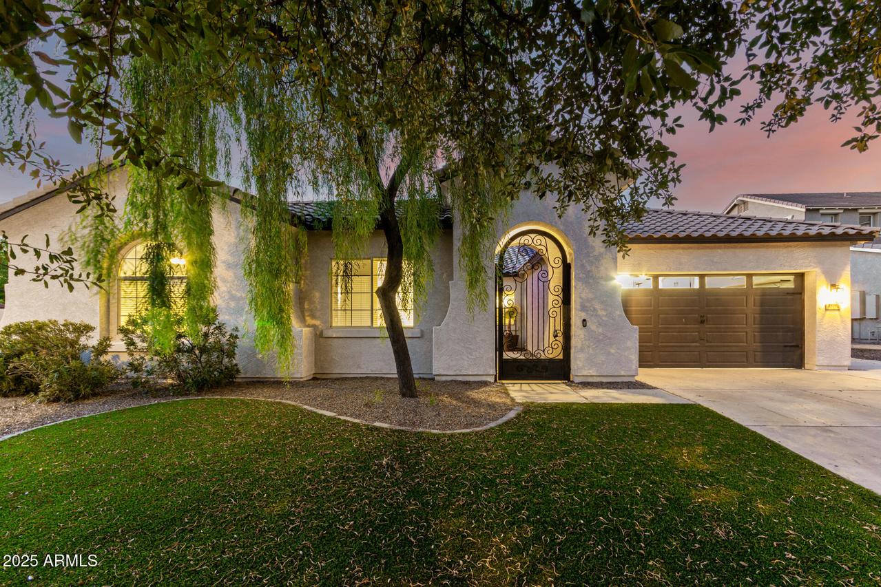 3104 E Packard Dr., Gilbert, AZ 85298