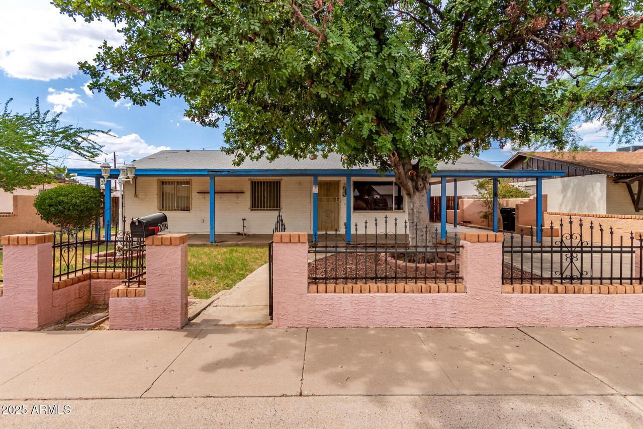 3612 W Flower St., Phoenix, AZ 85019