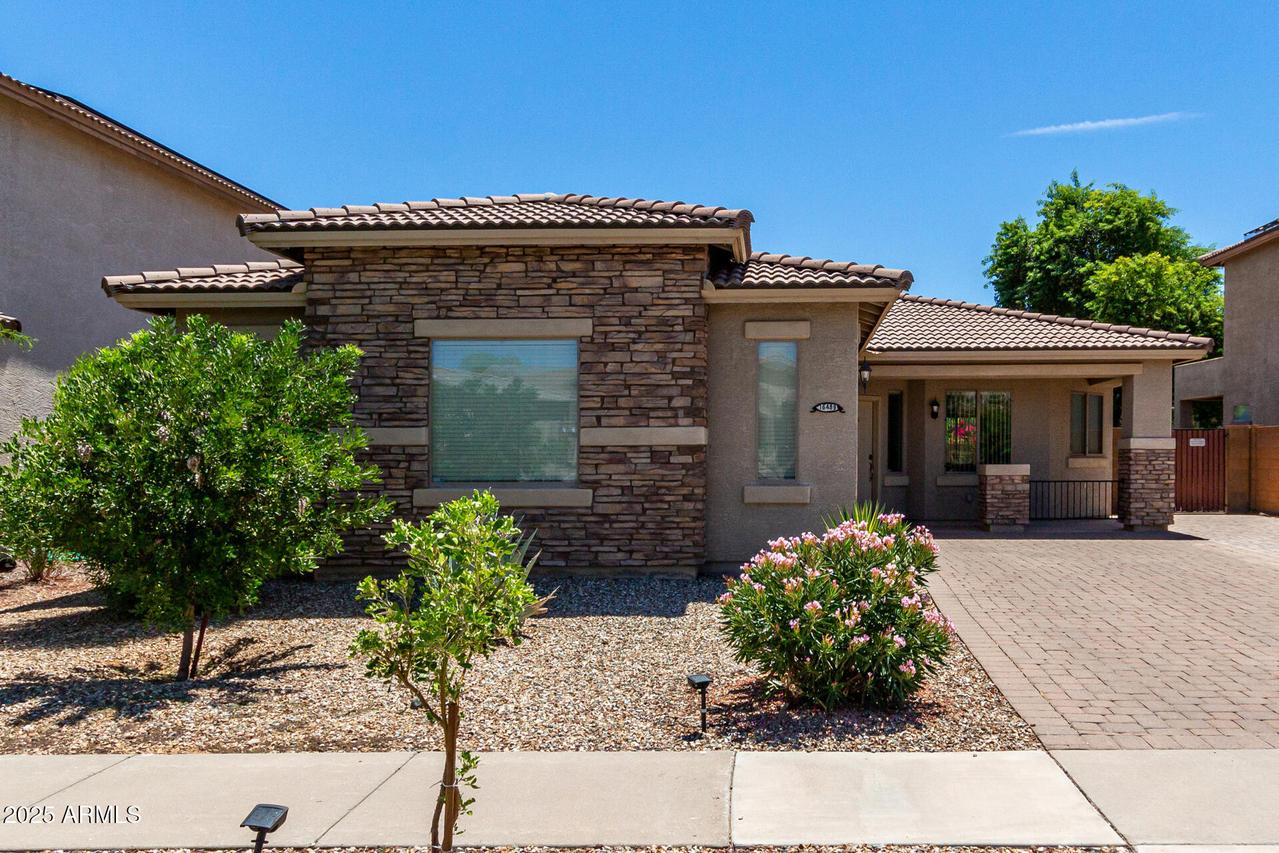 16489 W Tether Tr., Surprise, AZ 85387