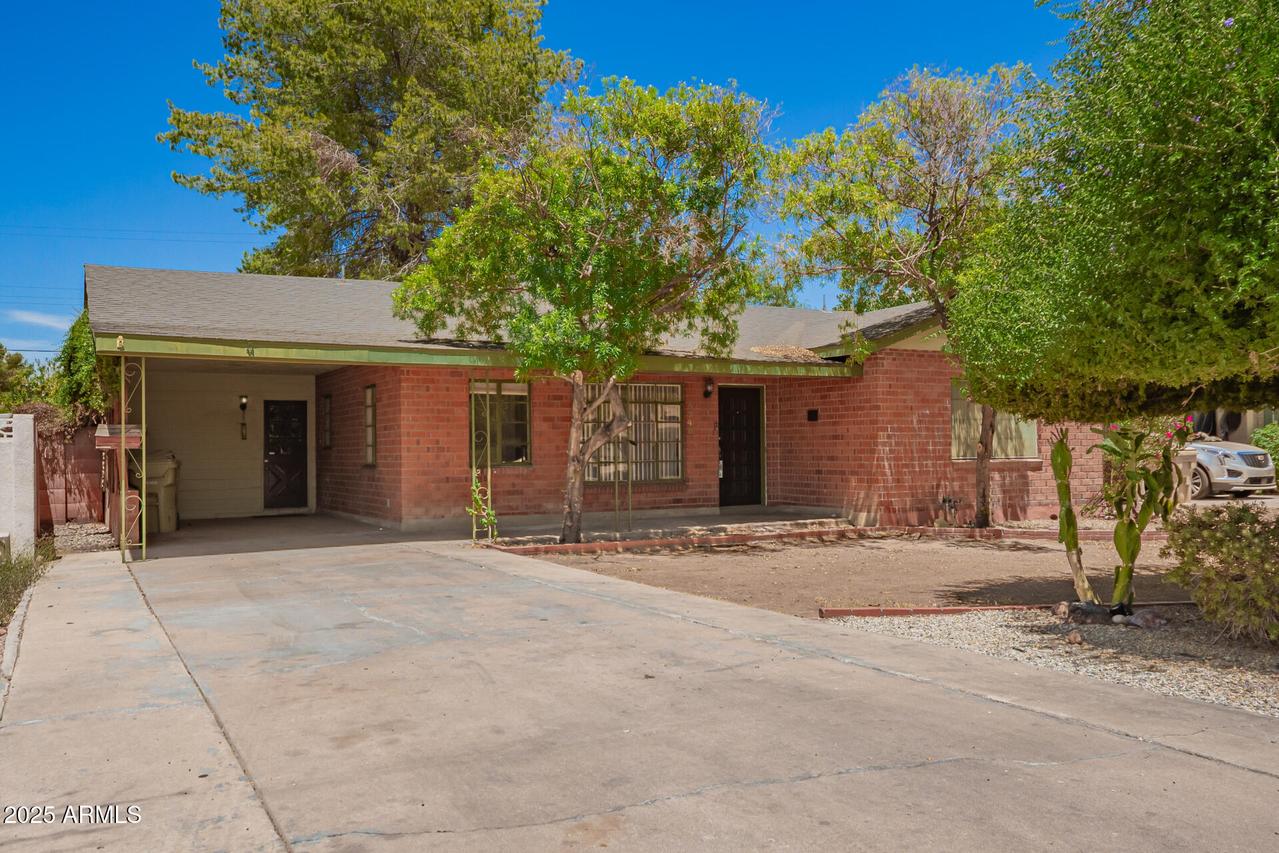 5748 W Vista Ave., Glendale, AZ 85301
