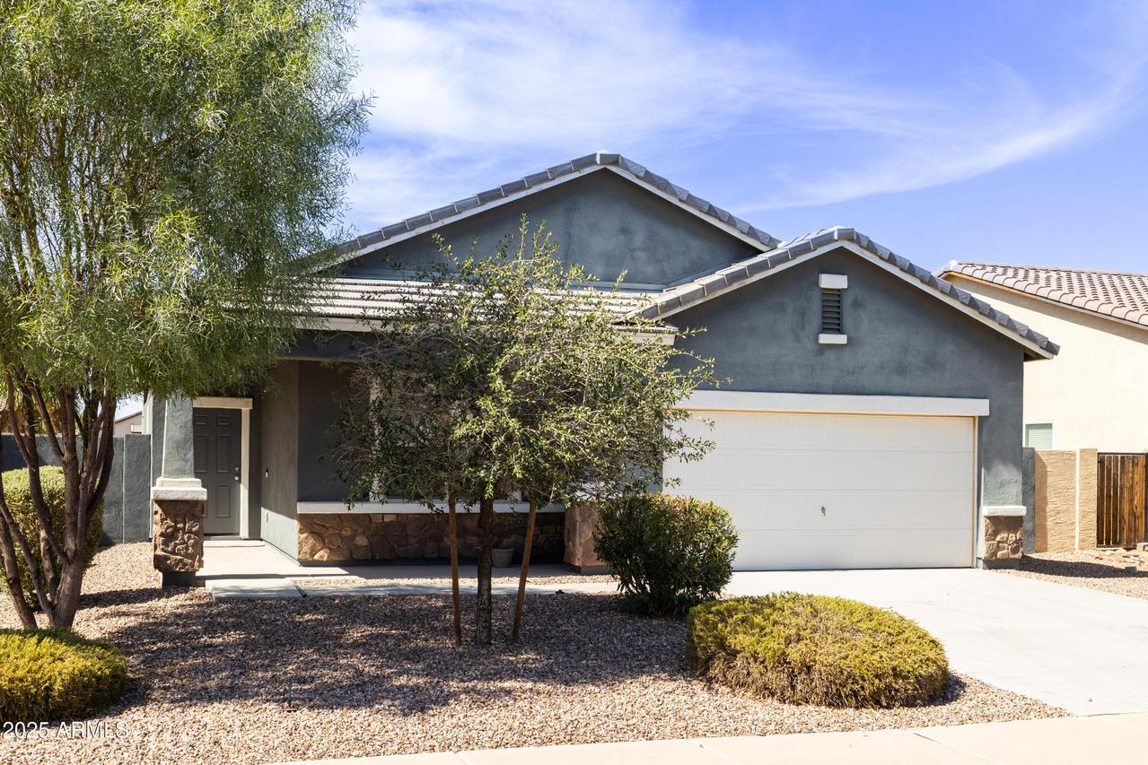 2720 E Omega Dr., San Tan Valley, AZ 85143