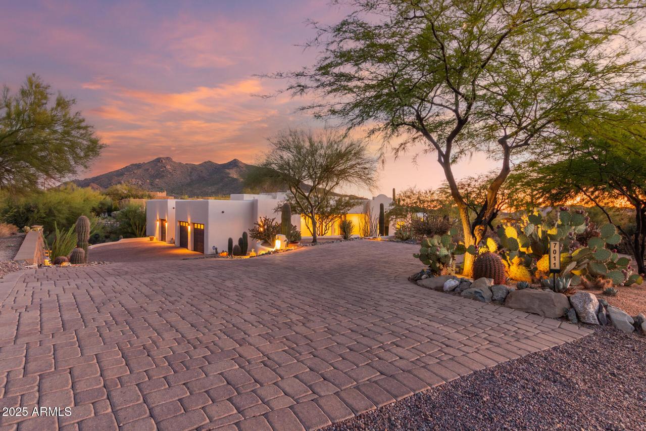 7011 E La Salle Rd., Cave Creek, AZ 85331