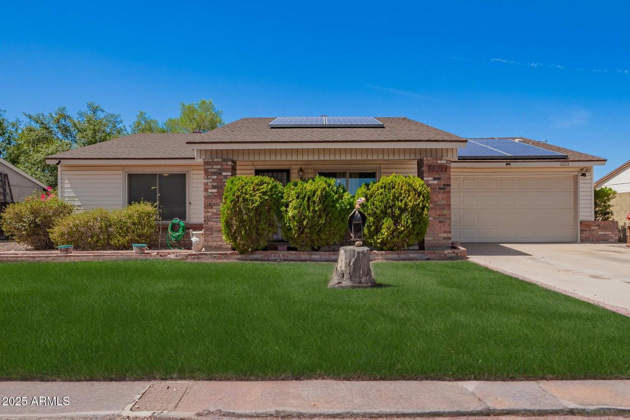 5221 W Columbine Dr., Glendale, AZ 85304