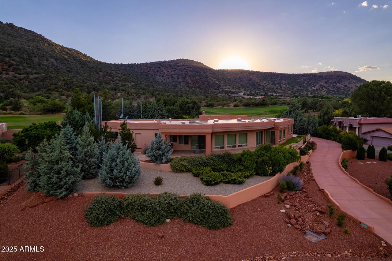 40 Eastern Vista, Sedona, AZ 86351