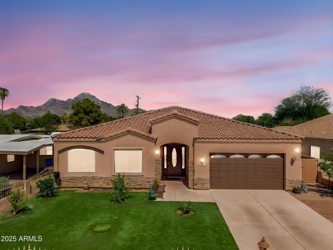 6829 N 14th St., Phoenix, AZ 85014