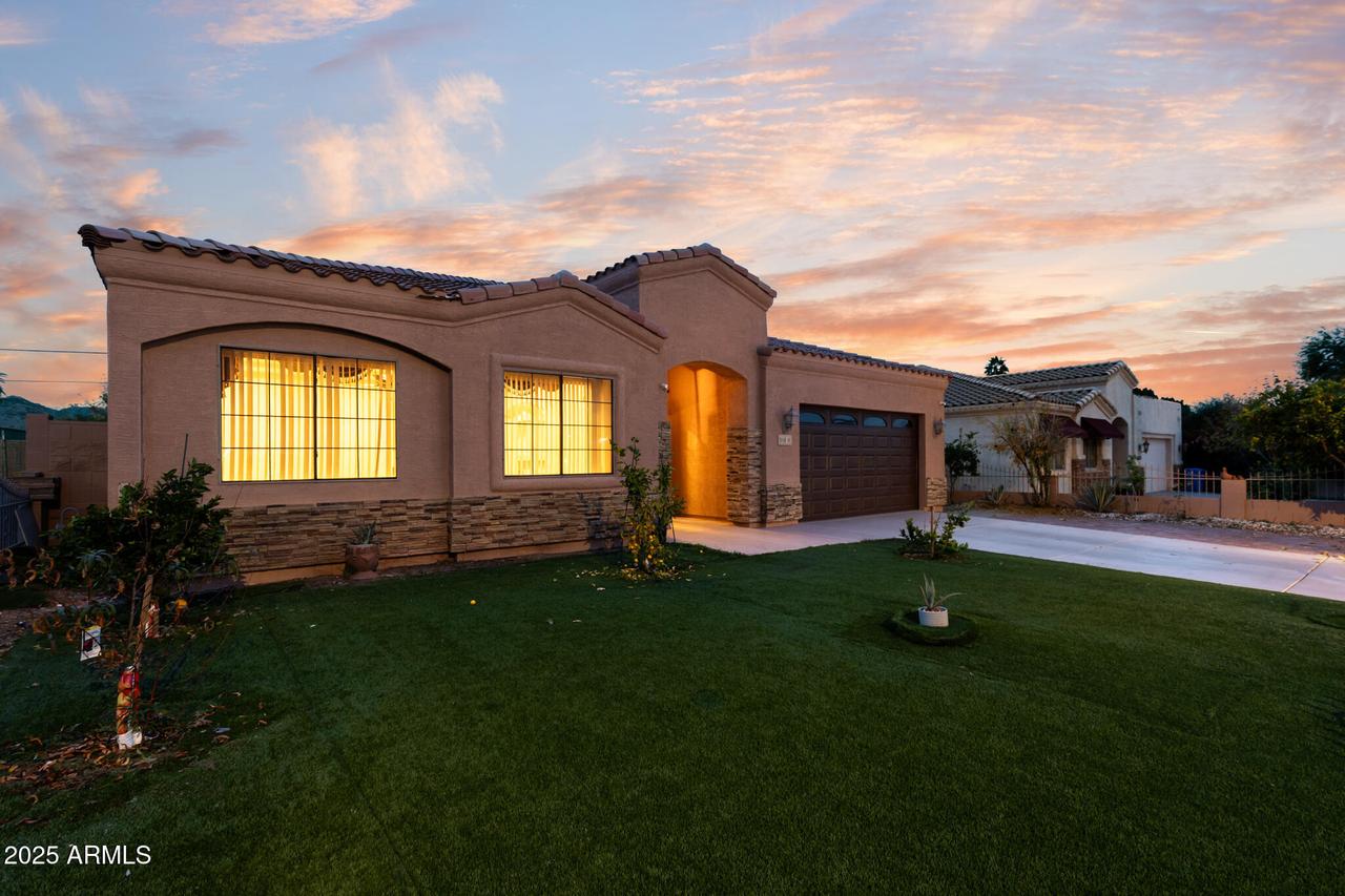 6829 N 14th St., Phoenix, AZ 85014