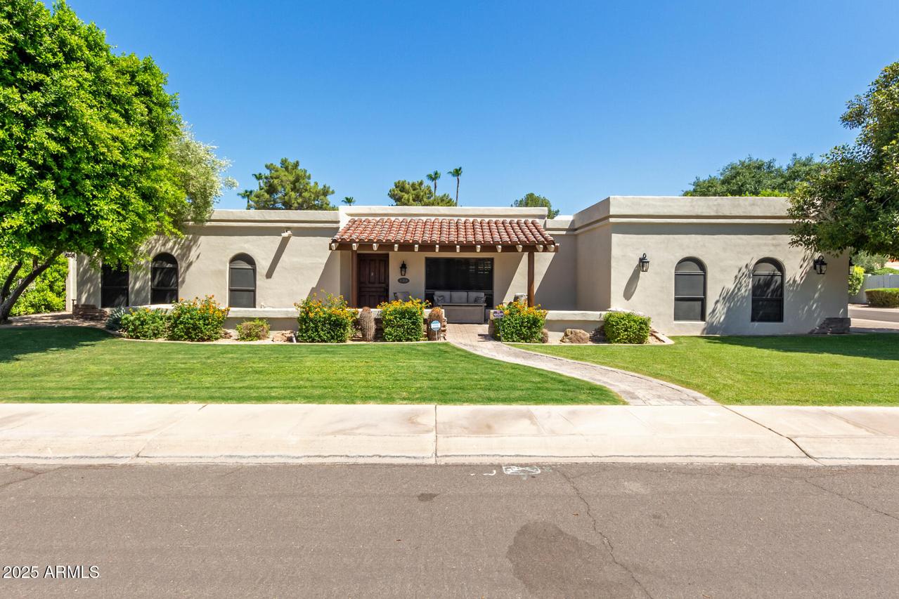 8308 E Via De La Luna St., Scottsdale, AZ 85258