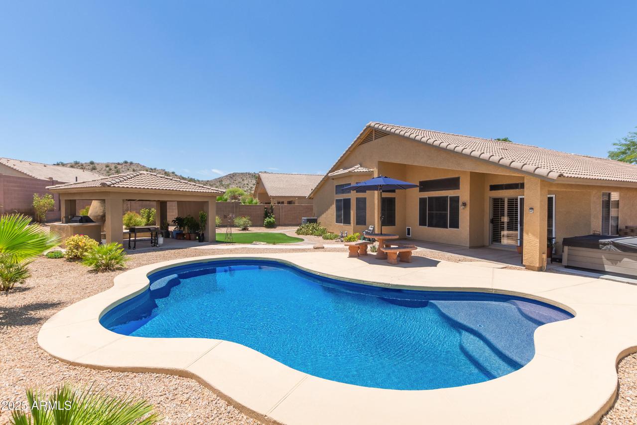 18097 W Santa Alberta Ln., Goodyear, AZ 85338