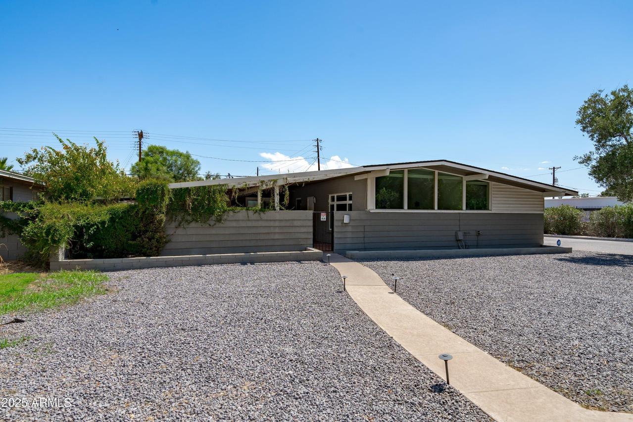 4101 E Palm Ln., Phoenix, AZ 85008