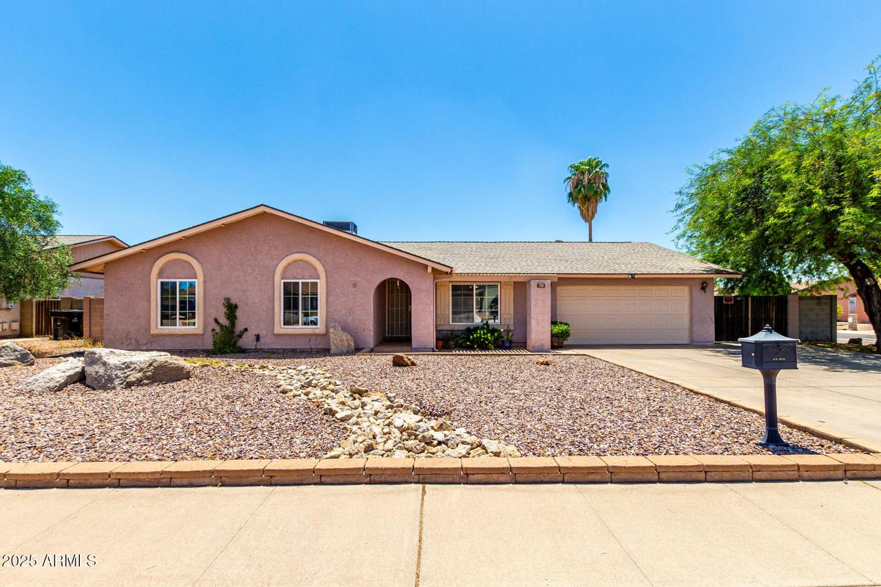 4509 W Desert Hills Dr., Glendale, AZ 85304