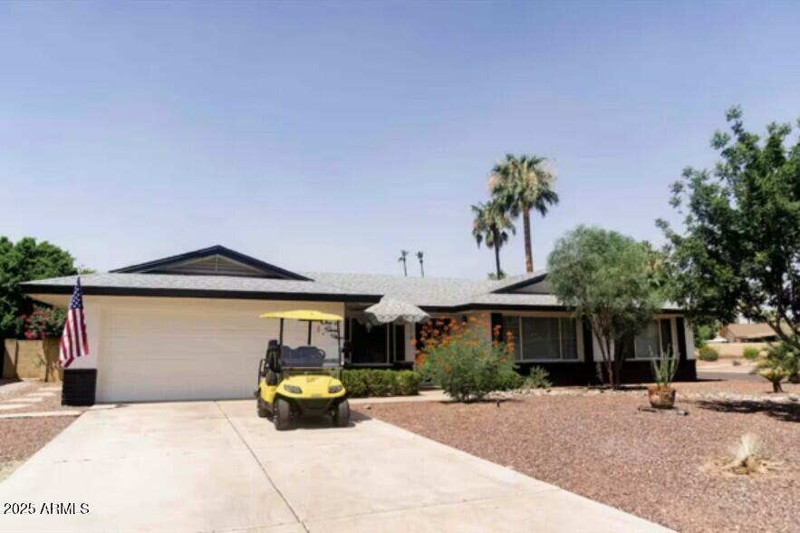 174 S Sagebrush Cir., Litchfield Park, AZ 85340