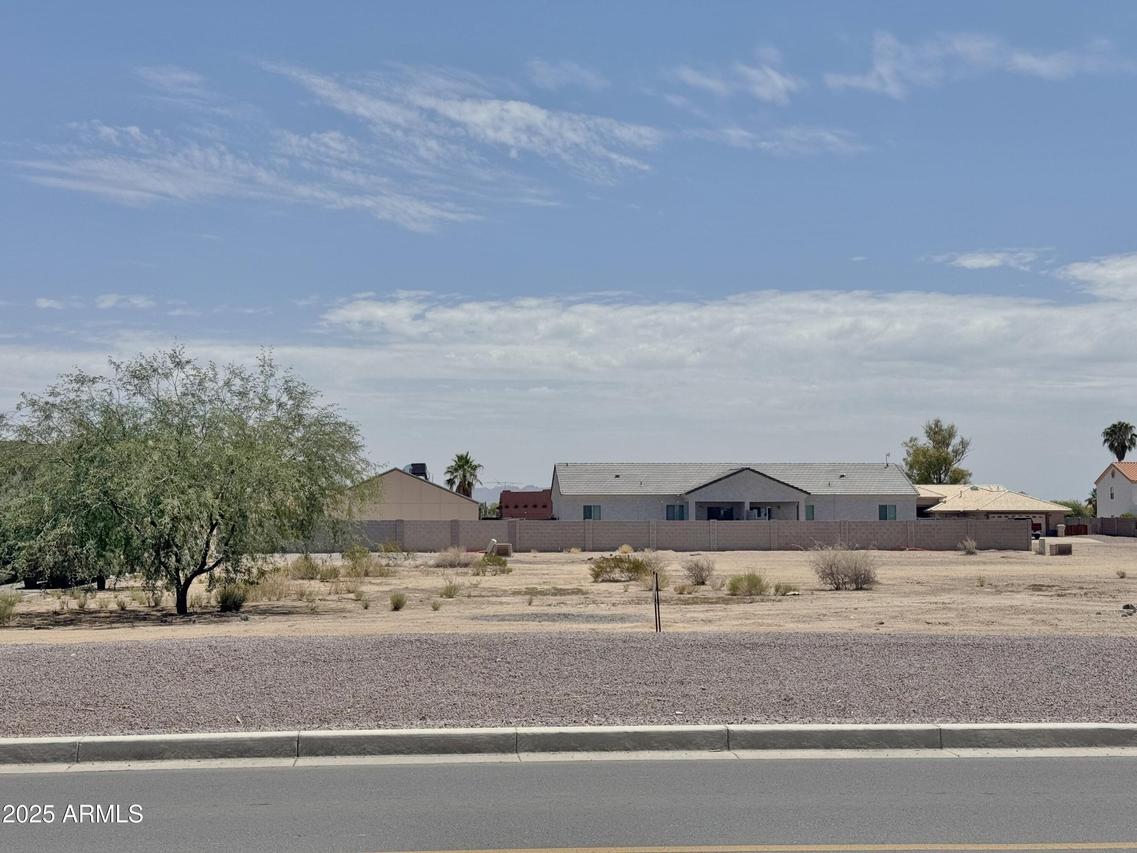 0000 W 2 Comm. Lots On Sunland Gin Rd. #6643 & 6644, Arizona City, AZ 85123