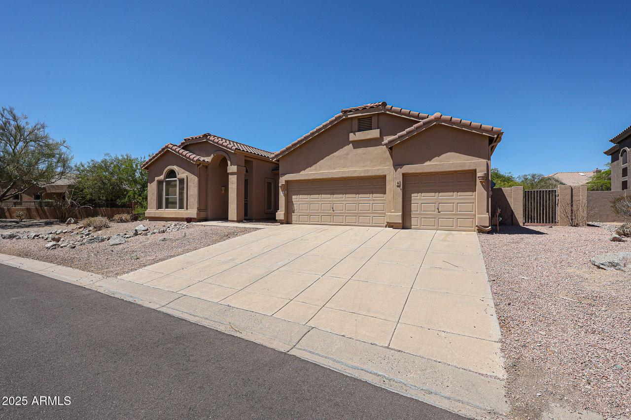 7340 E Sayan St., Mesa, AZ 85207