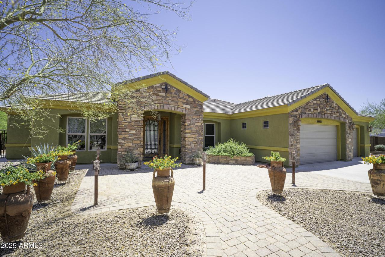 22337 W Calle De Los Flores, Wittmann, AZ 85361