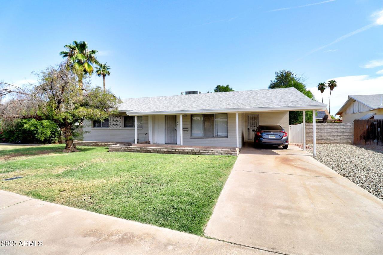 108 E Santa Cruz Dr., Tempe, AZ 85282